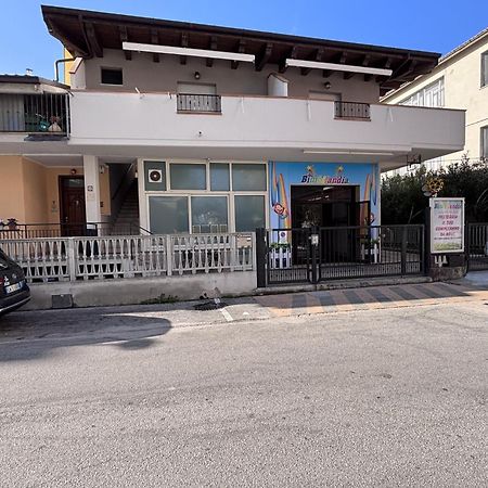 Dante Silvi Vacanza Silvi Marina Exterior photo